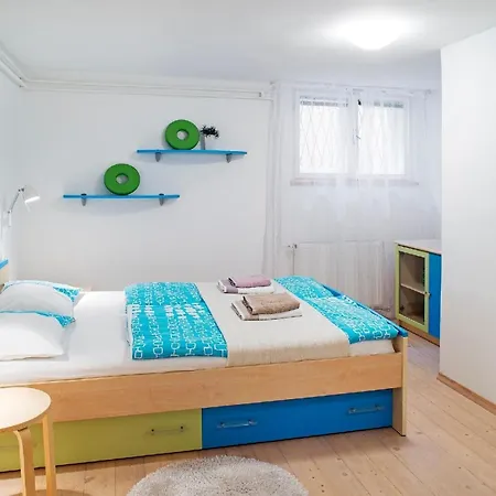 דירה Fuer 4 Personen Ca 60 Qm In Ljubljana, Krain Oberkrain *
